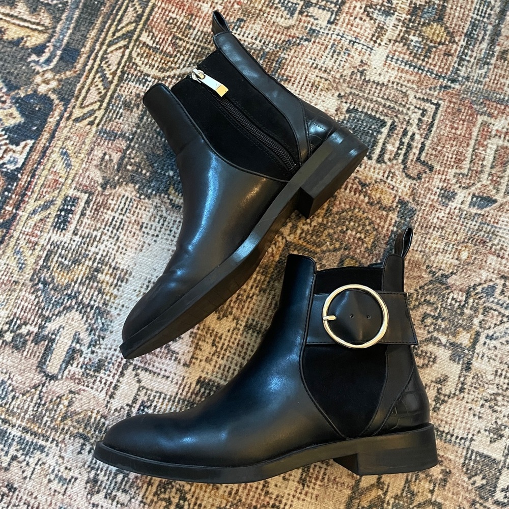 Zara Black Buckle Boots